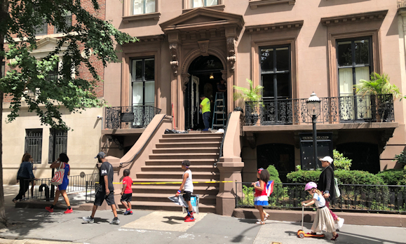 The Salmagundi Club gets a little facelift on a sunny Sunday afternoon. 