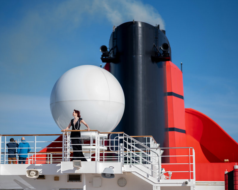 Manhattan Model Karen Rempel on the Queen Mary 2 - The Funnel