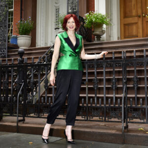 Quirky Karen Rempel outs her inner Miranda Hobbes at pal Carrie Bradshaw’s brownstone at 3 Gramercy Park West.