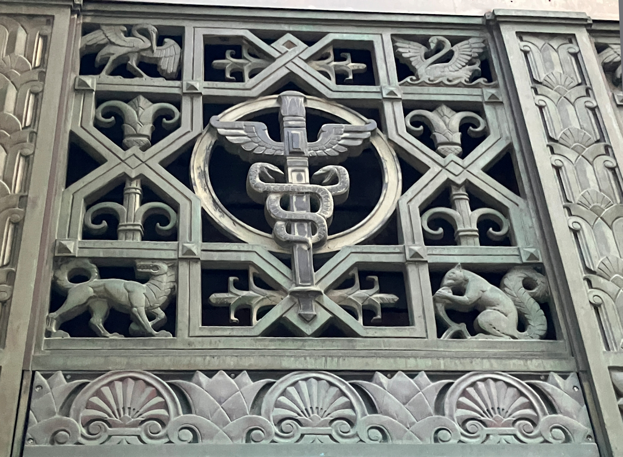 Art Deco carving on the exterior of 20 Exchange Place