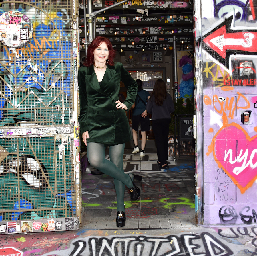 Manhattan model 1. Karen Rempel welcomes you to famously graffiti’d Freeman Alley